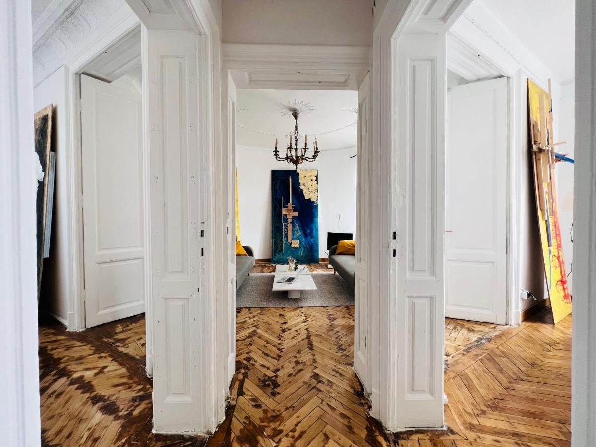 בוקרשט Sada Art Gallery Apartment מראה חיצוני תמונה